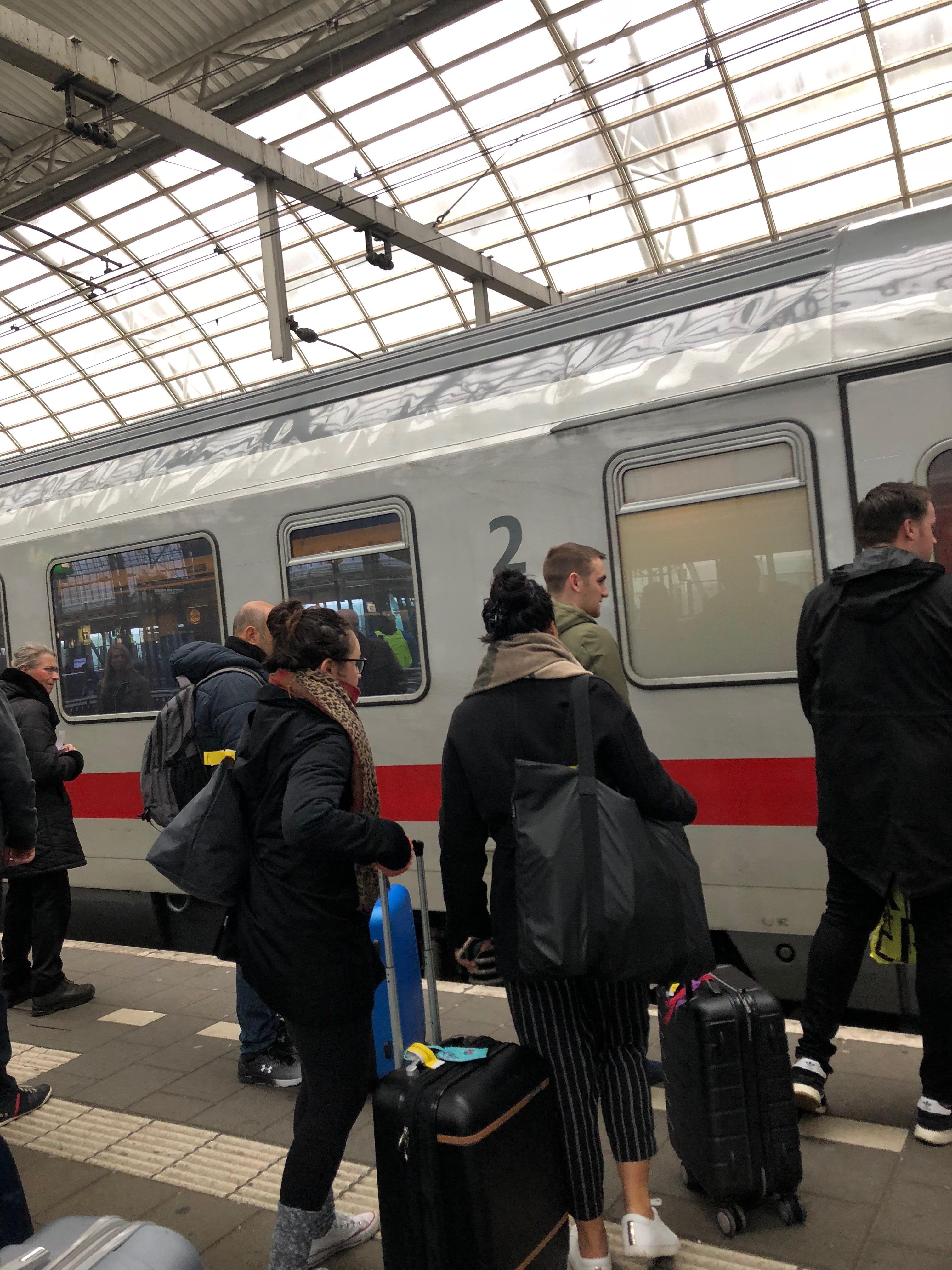 intercity-trains-in-the-netherlands-reach-the-world