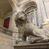 This is a león (lion), an important symbol for the Spanish monarchy