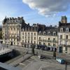 A view of the buildings in front of the Place de Bretagne (Brittany Square)