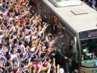 The Atlético Mineiro team arriving to the stadium before a huge soccer game