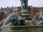 Without the Seine, Paris probably wouldn't have so many beautiful fountains like this one!