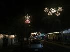 Many of the streets in San Joaquín have lights like this right now 