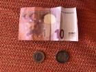 This is what the 1 euro coin, 2 euro coin and the 10 euro bill look like!