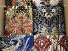 In addition to batik shirts, batik scarves are also very popular
