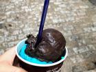 This delicious ice cream tasted like bubble-gum and dark chocolate!