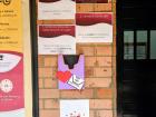Posters explaining how to send a letter for Día de Amor y Amistad