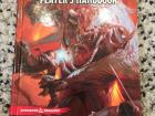 This detailed book of D&D rules helps us build characters and play the game
