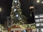 Christmas market and tree from Carcassonne (car- cass- own), Italy