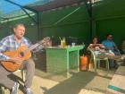 One colleague brought his guitar and sang for us // Un compañero trajo su guitarra y cantó para nosotros
