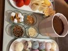 Ice cream fondue at Baskin Robbins!