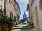I enjoyed Arles' quaint and narrow cobblestone streets