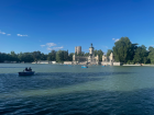 Rent a rowboat and spend the day in the Retiro Pond!