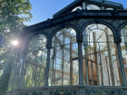 Retiro Park's Crystal Palace is sometimes home to art exhibitions!