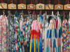 This is how the ぜんばづる are hung at temples