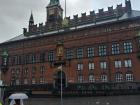 The Copenhagen City Hall, known locally as "Rådhuset" ("Das Rathaus") is like a lot of traditional buildings, here, that have the same red-brick look to them