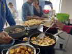 Preparing a lunch with my Ecuadorian family 