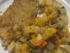 Milanesa con verduras (Chicken cutlet with vegetables)