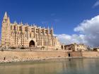 The beautiful cathedral of Mallorca that was, unfortunately, closed during our visit 