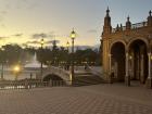 The sun setting at the Plaza de España