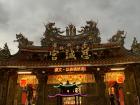 Right in the middle of the Shilin Night Market sits this beautiful temple. I always stop to admire the intricate statues when I visit