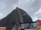 La piedra del Peñol, que mide más que 200 metros! 