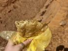 Another popular street food... spaghetti in fried bread!