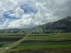 Vista de los campos en ruta a Riobamba.