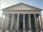 The Pantheon has the largest unreinforced concrete dome in the world 