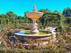Retiro Park has a beautiful garden full of roses of different colors, like pink, yellow and red!