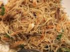 Trying some fried noodles for the first time!