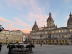 Sunrise in Plaza de María Pita
