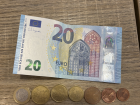 Euros, the currency in Spain