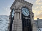 A famous clock tower in Ginza! We got to see it up close!