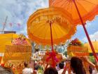 Procession of offerings before going to the Wat