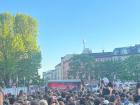 Crowd at Görlitzer Park on May Day