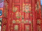 A famous door in an artistic back alley of Valparaiso