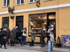 People lining up to get their pastries from Sankt Peders Bageri