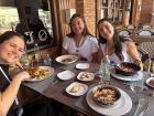 Out to lunch with some new friends (amigas)